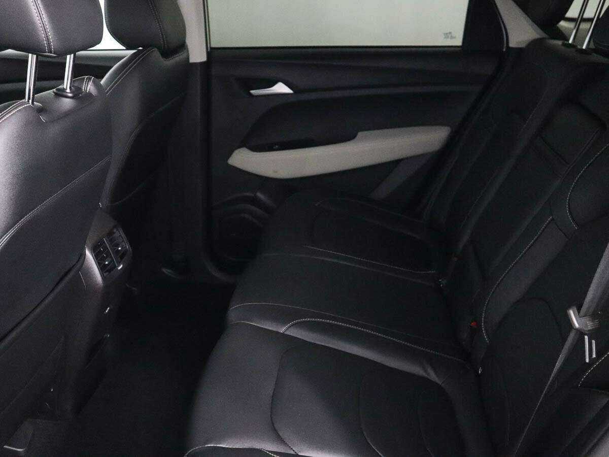 Chevrolet Captiva с пробегом — 2022 год. Фото: #8