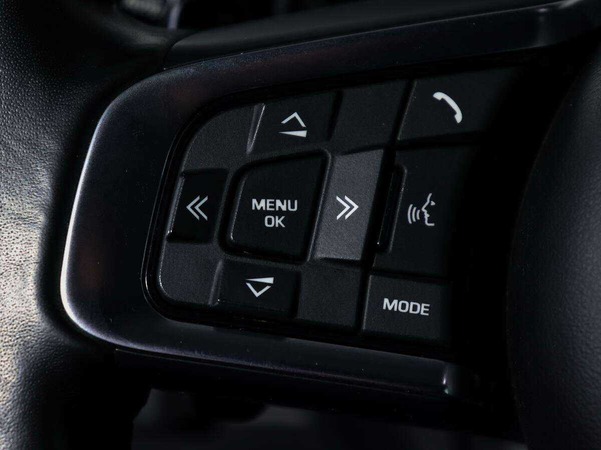 Jaguar XF с пробегом — 2018 год. Фото: #19