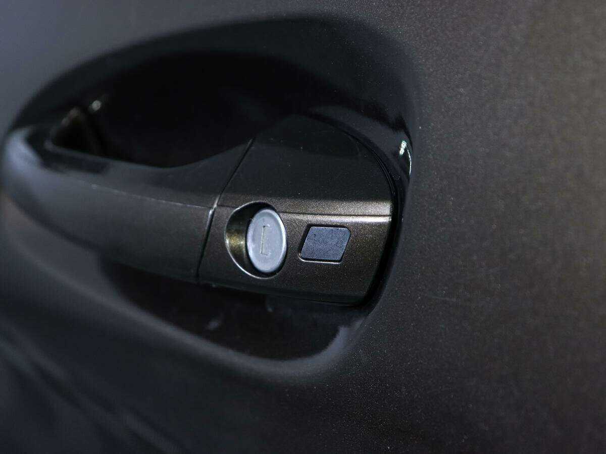 Mercedes-Benz M-Класс с пробегом — 2012 год. Фото: #15