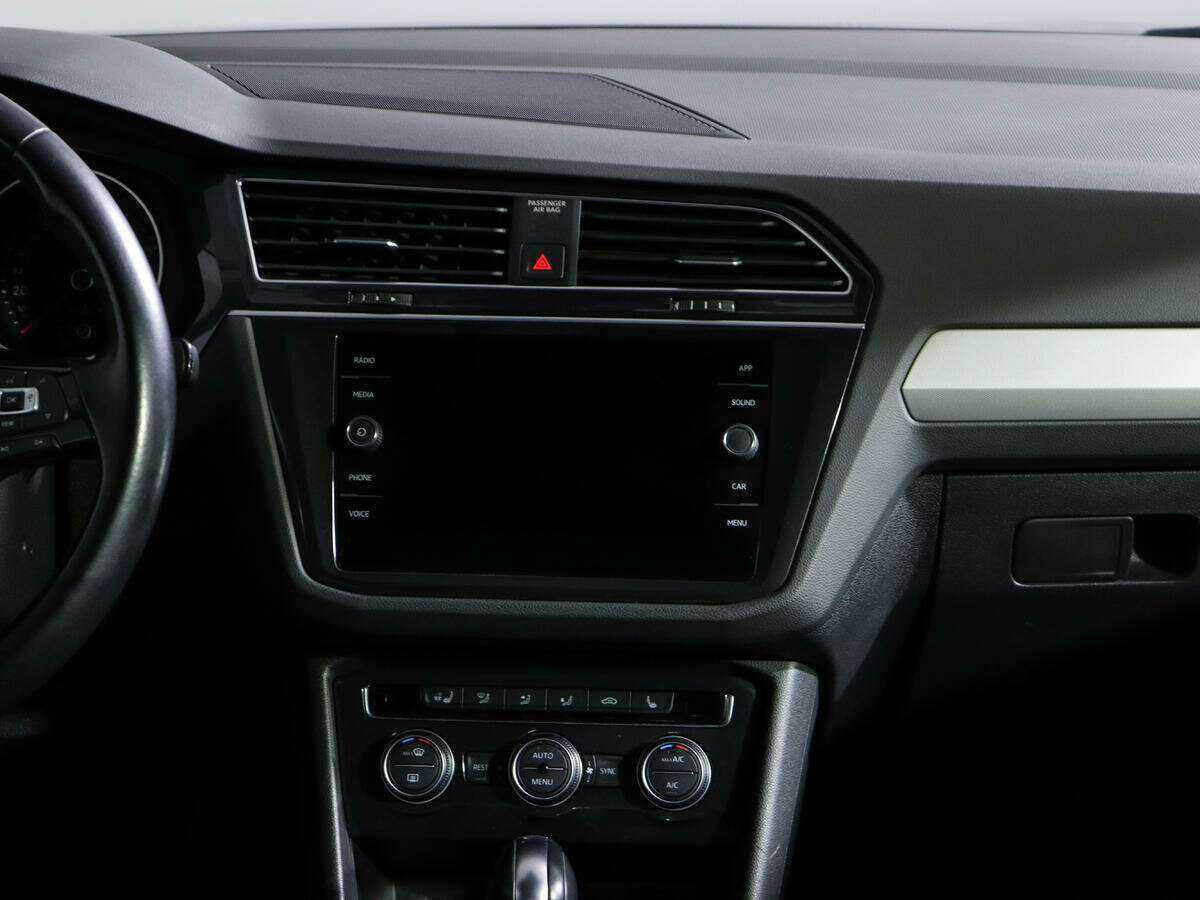 Volkswagen Tiguan с пробегом — 2020 год. Фото: #10