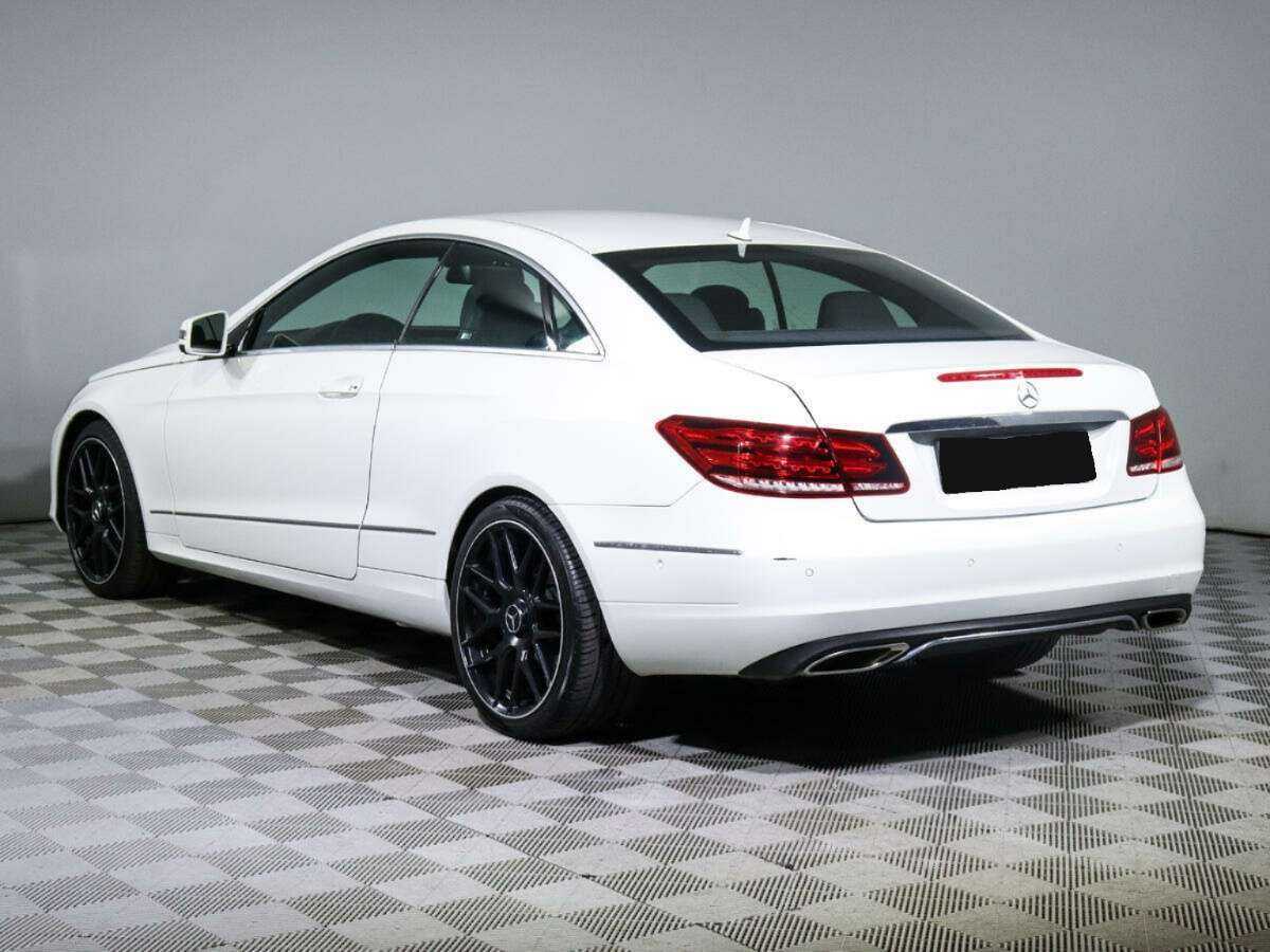 Mercedes-Benz E-Класс с пробегом — 2013 год. Фото: #4