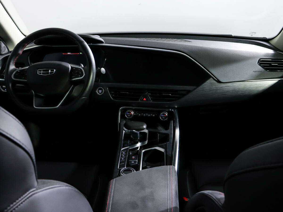 Geely Tugella с пробегом — 2021 год. Фото: #10