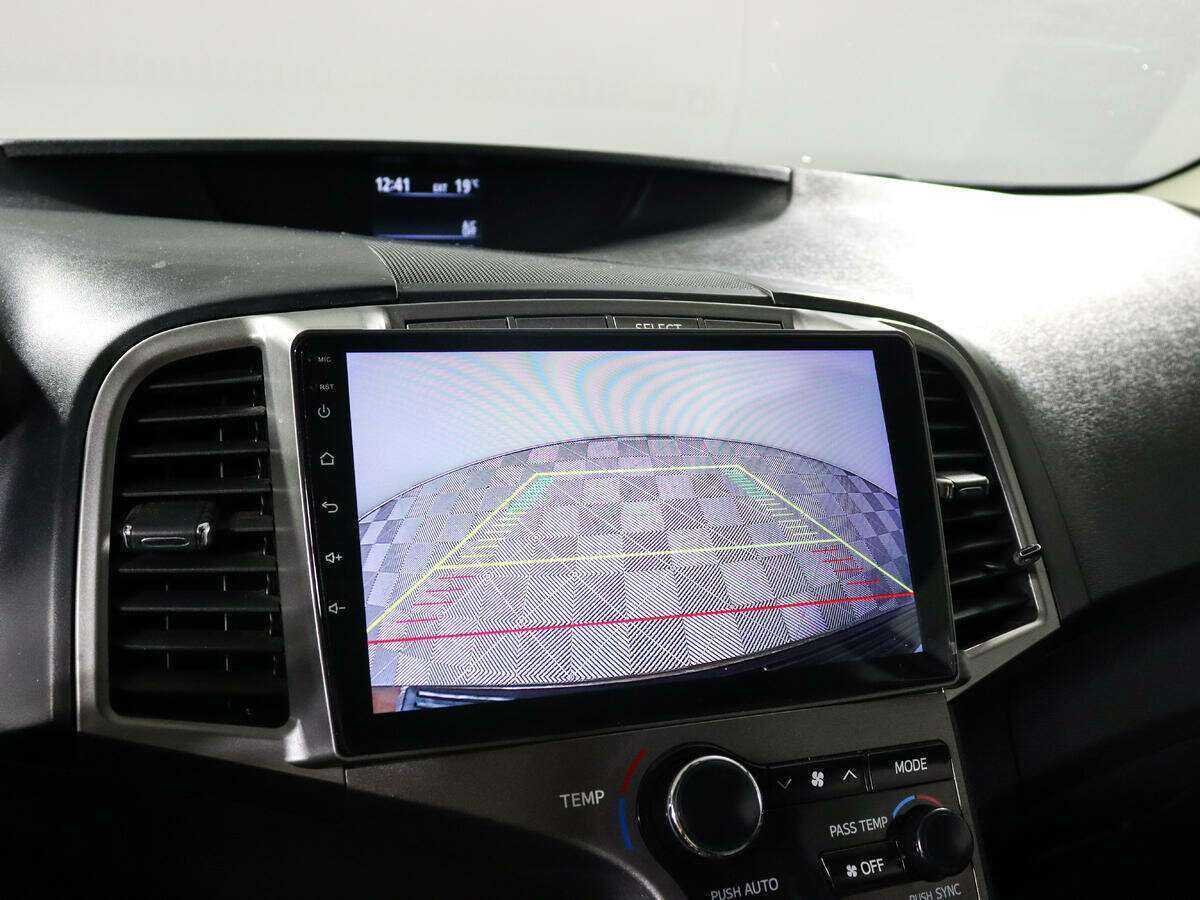 Toyota Venza с пробегом — 2014 год. Фото: #11