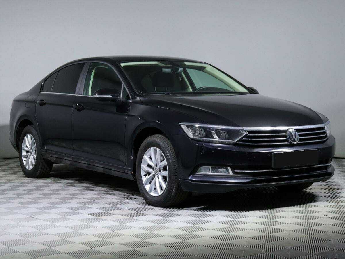Volkswagen Passat с пробегом — 2015 год. Фото: #2