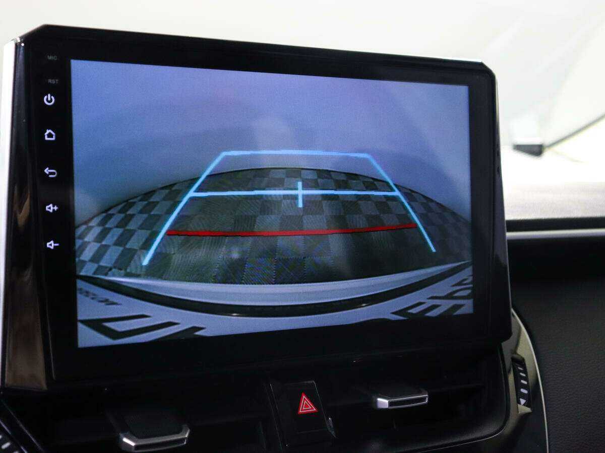 Toyota Corolla с пробегом — 2022 год. Фото: #17