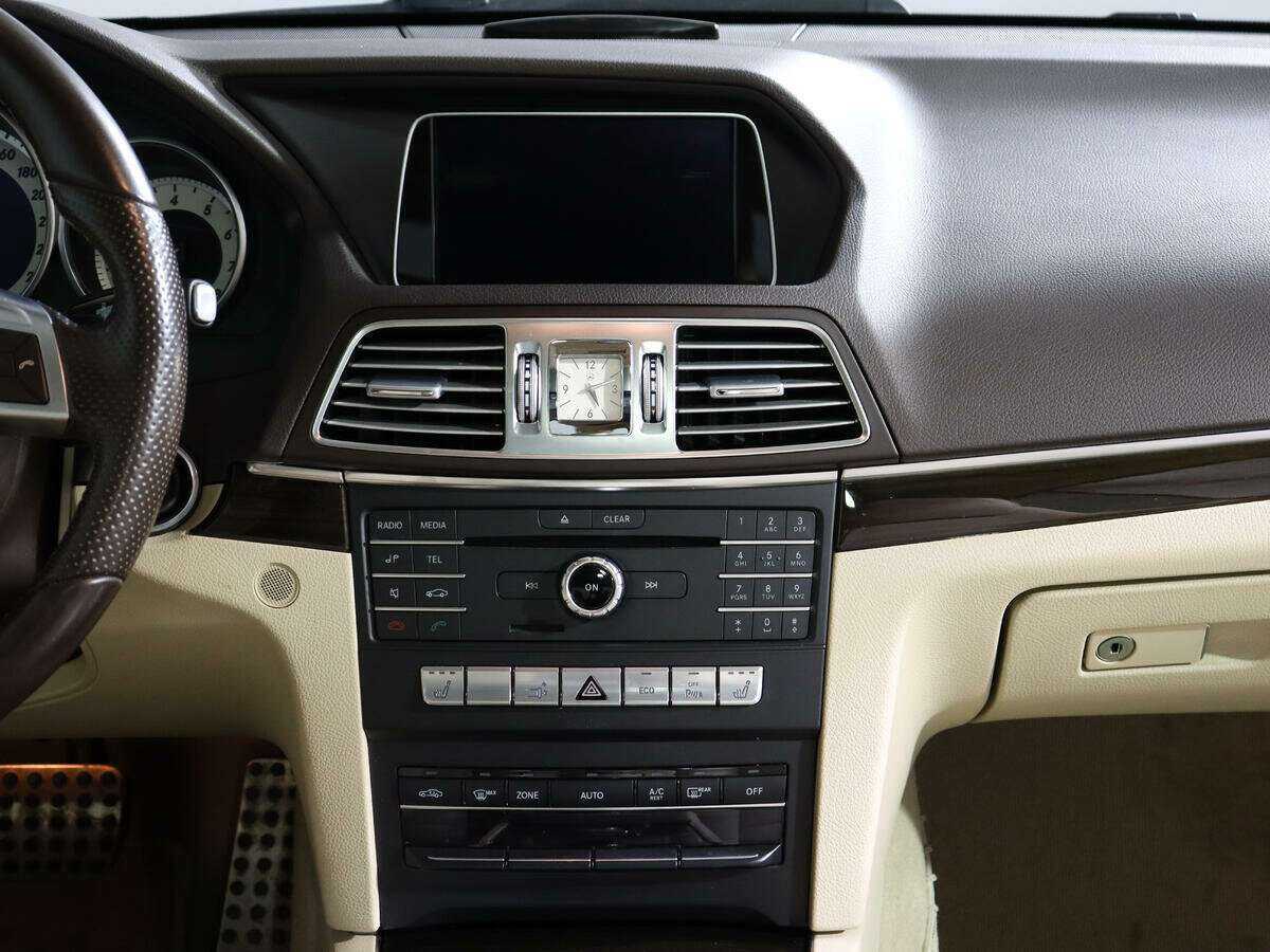 Mercedes-Benz E-Класс с пробегом — 2016 год. Фото: #12