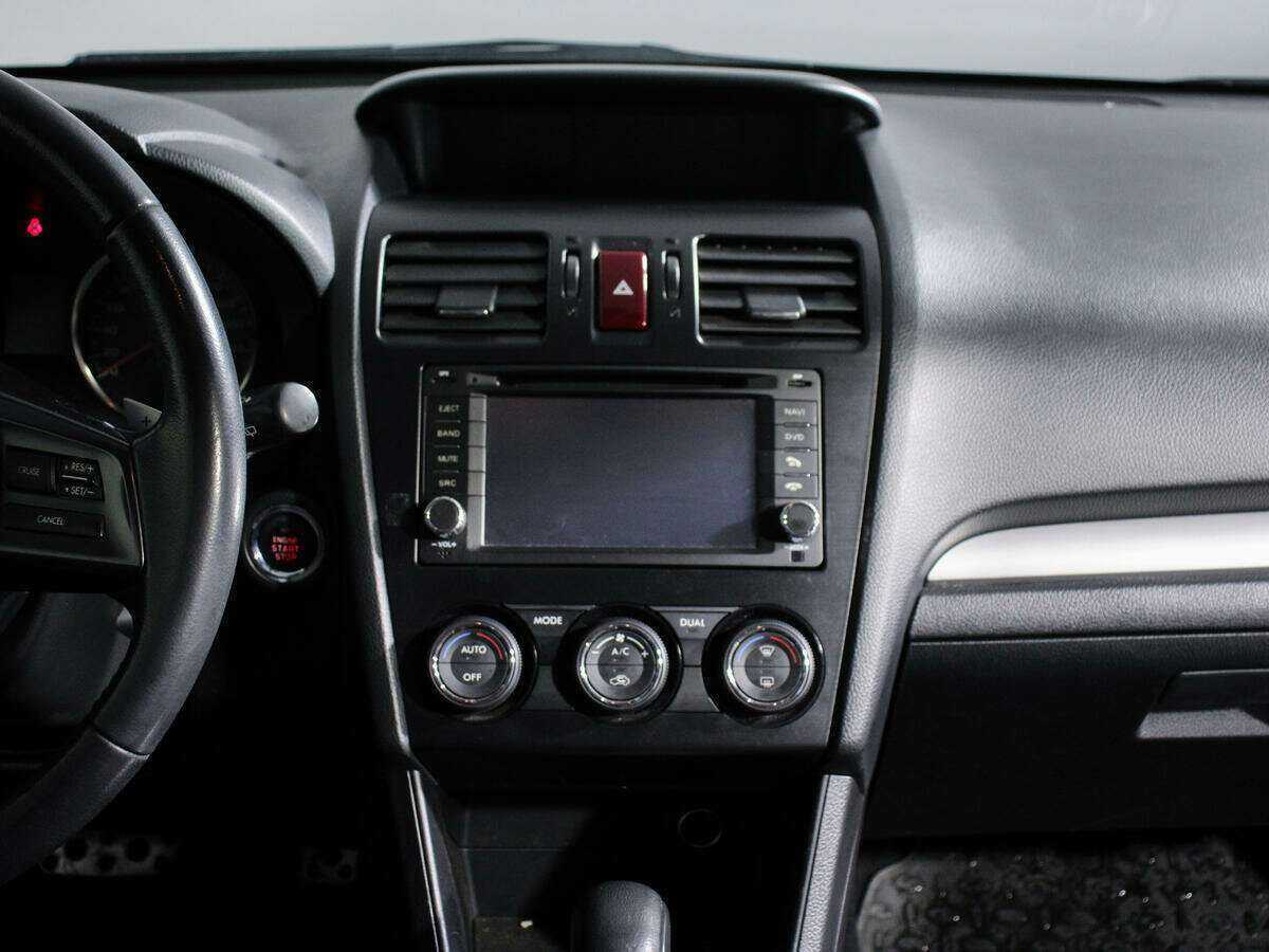 Subaru XV с пробегом — 2012 год. Фото: #11