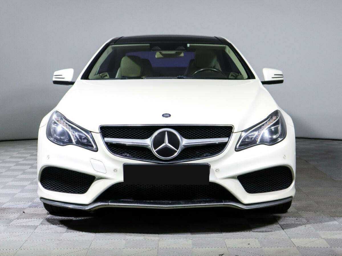 Mercedes-Benz E-Класс с пробегом — 2013 год. Фото: #1