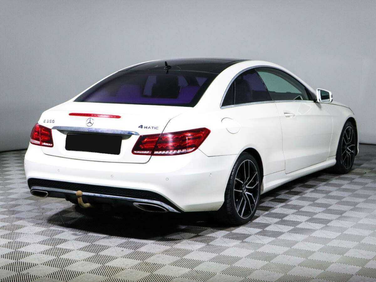 Mercedes-Benz E-Класс с пробегом — 2013 год. Фото: #3