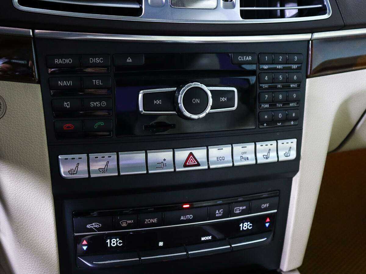 Mercedes-Benz E-Класс с пробегом — 2013 год. Фото: #13