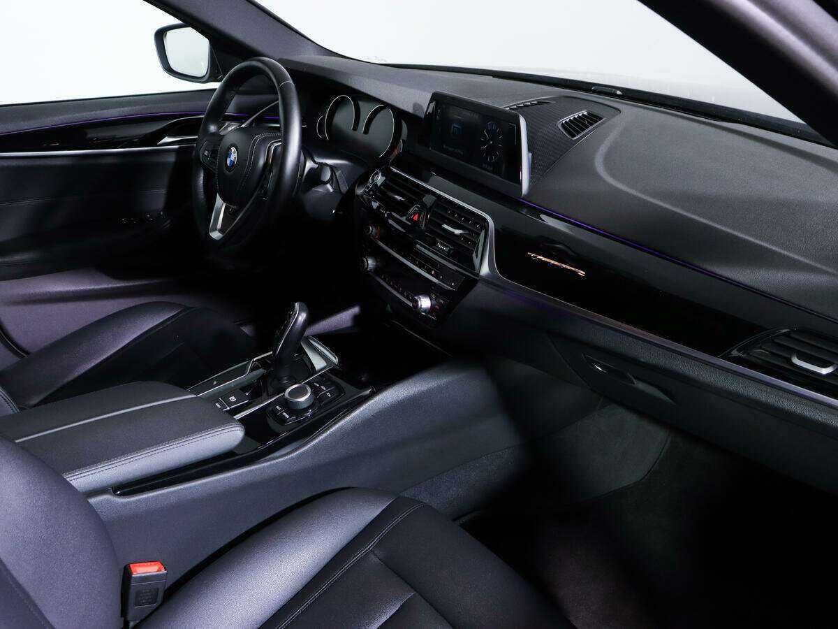 BMW 5 серии с пробегом — 2018 год. Фото: #6