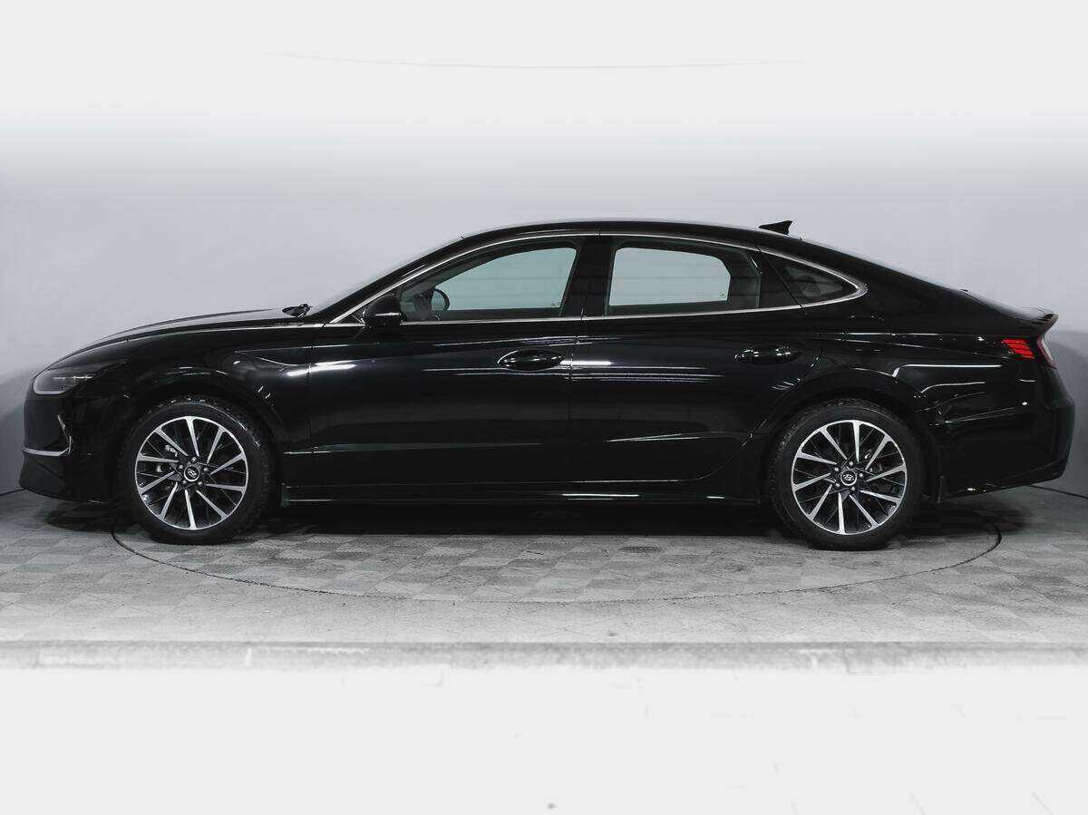 Hyundai Sonata с пробегом — 2021 год. Фото: #7