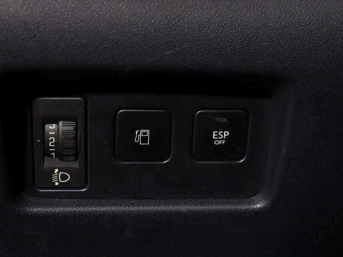 Citroen C4 с пробегом — 2013 год. Фото: #16