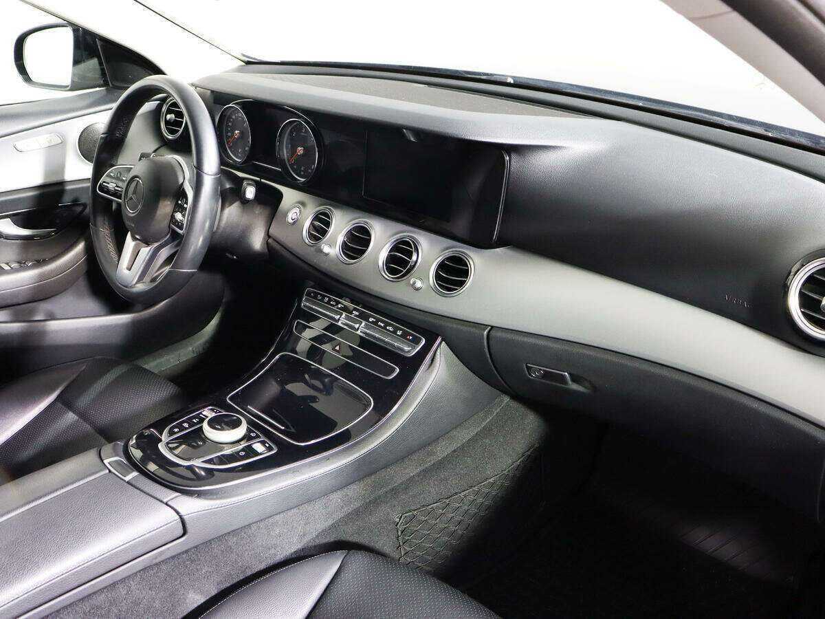 Mercedes-Benz E-Класс с пробегом — 2019 год. Фото: #6