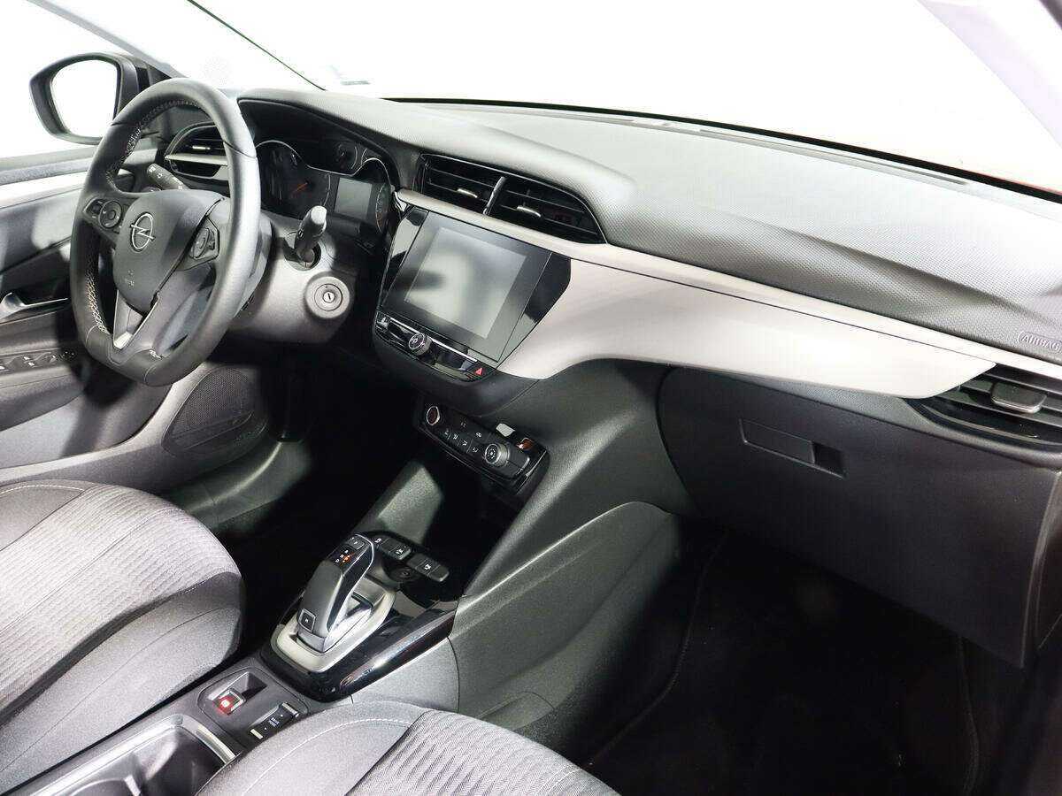 Opel Corsa с пробегом — 2022 год. Фото: #6