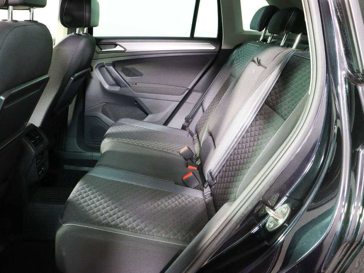 Volkswagen Tiguan с пробегом — 2018 год. Фото: #7