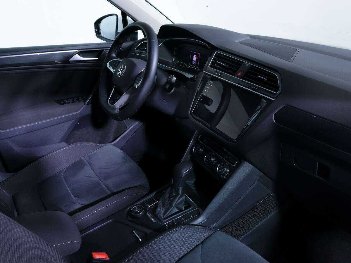 Volkswagen Tiguan с пробегом — 2019 год. Фото: #6