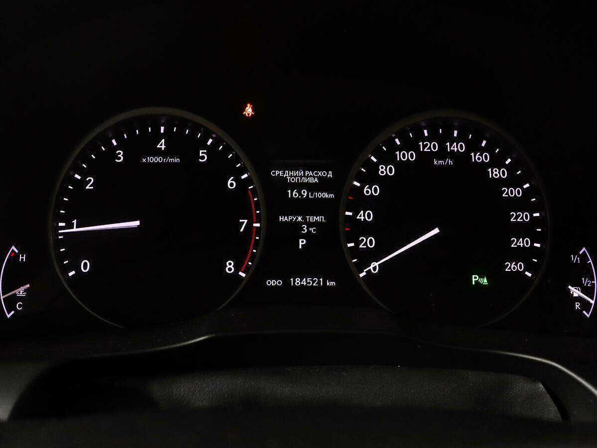 Lexus ES с пробегом — 2013 год. Фото: #8