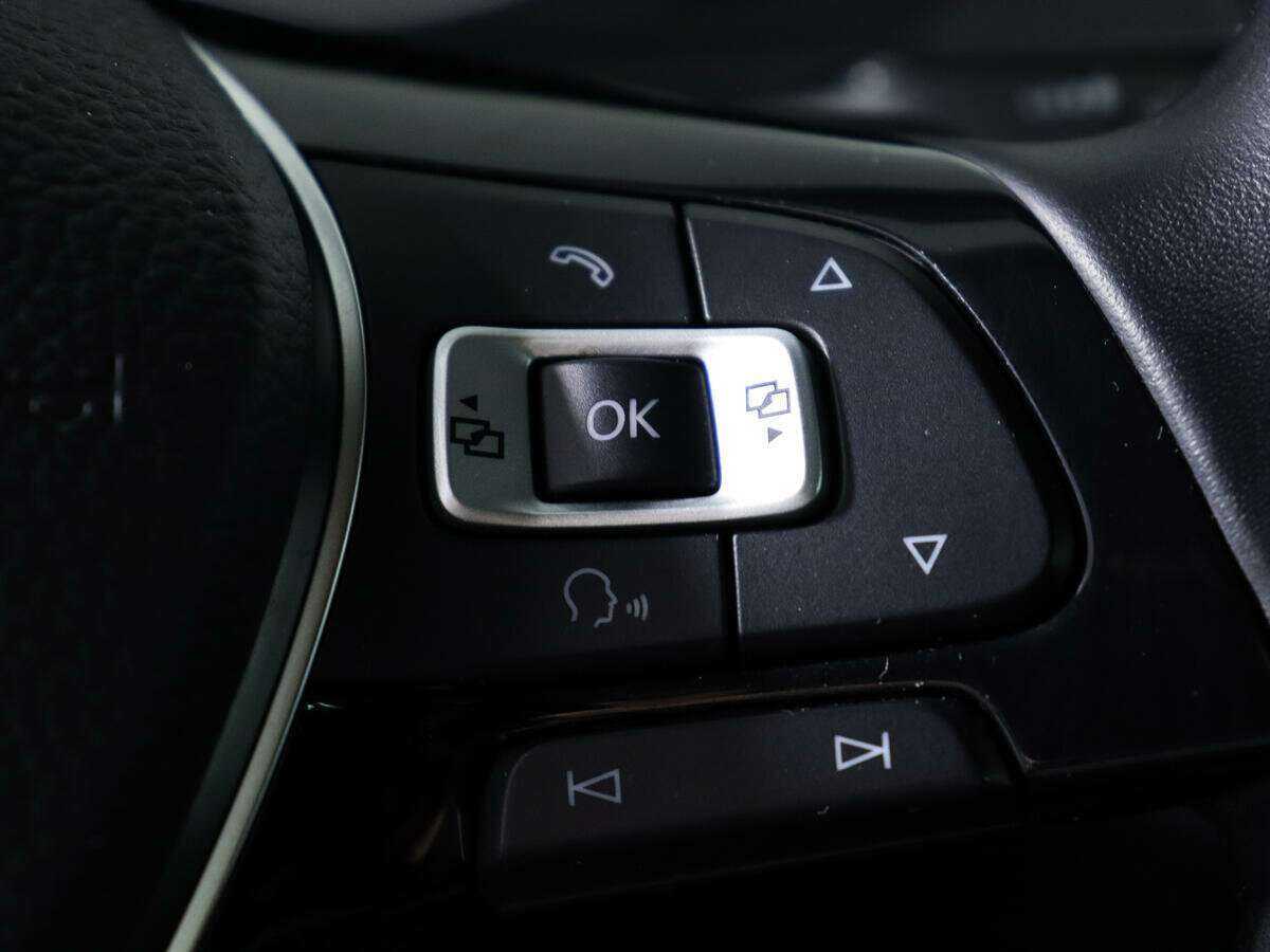 Volkswagen Tiguan с пробегом — 2018 год. Фото: #19