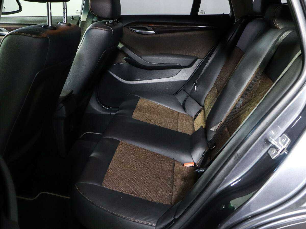 BMW X1 с пробегом — 2013 год. Фото: #9