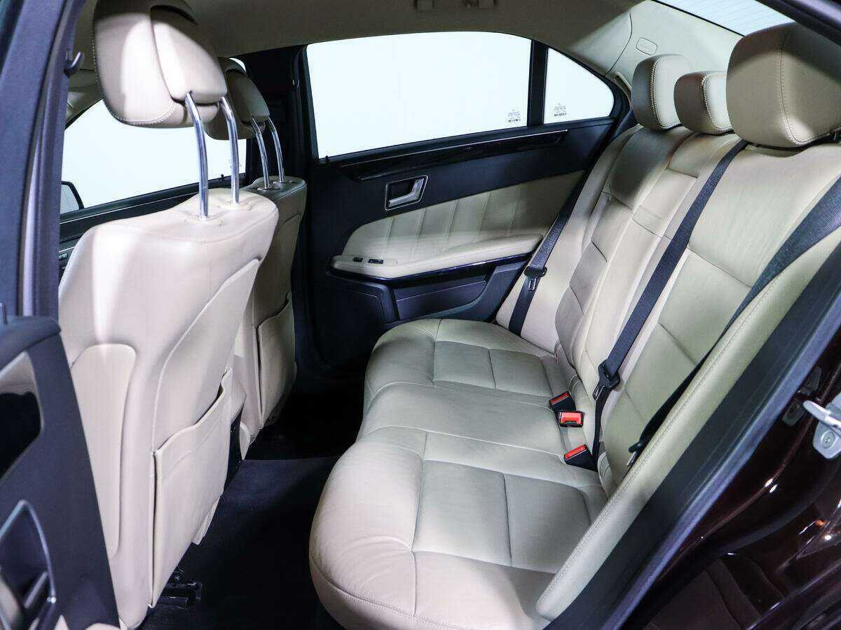 Mercedes-Benz E-Класс с пробегом — 2012 год. Фото: #8