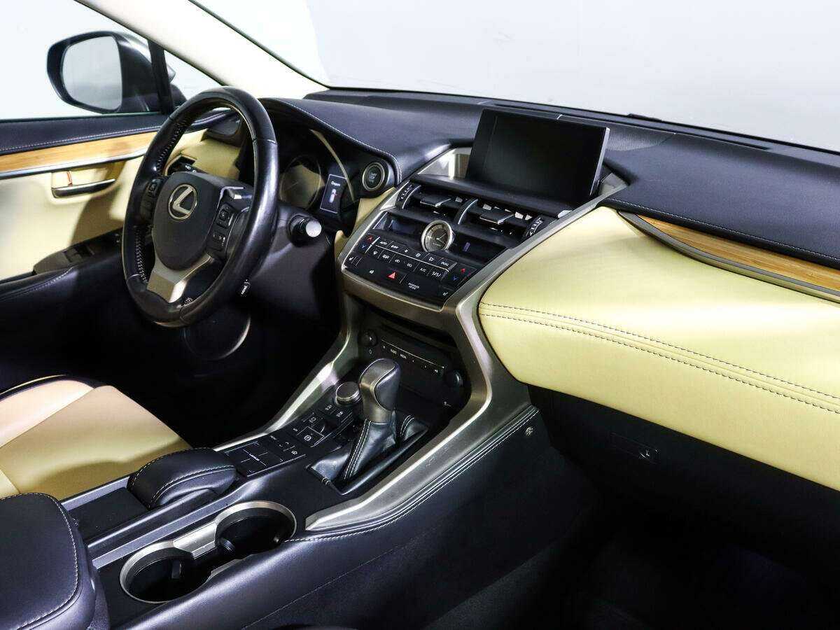 Lexus NX с пробегом — 2016 год. Фото: #5