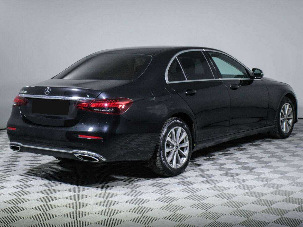 Mercedes-Benz E-Класс с пробегом — 2020 год. Фото: #3