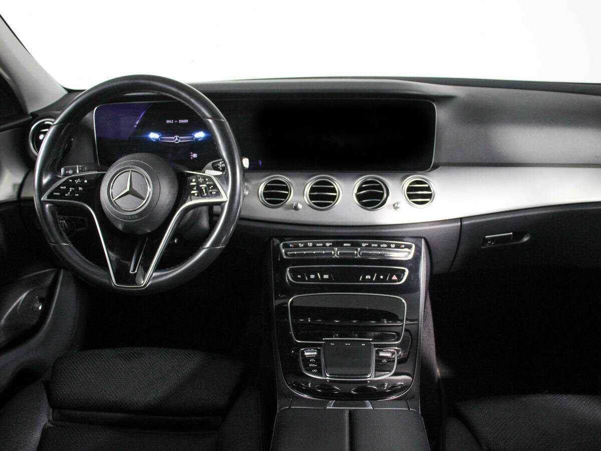 Mercedes-Benz E-Класс с пробегом — 2020 год. Фото: #9