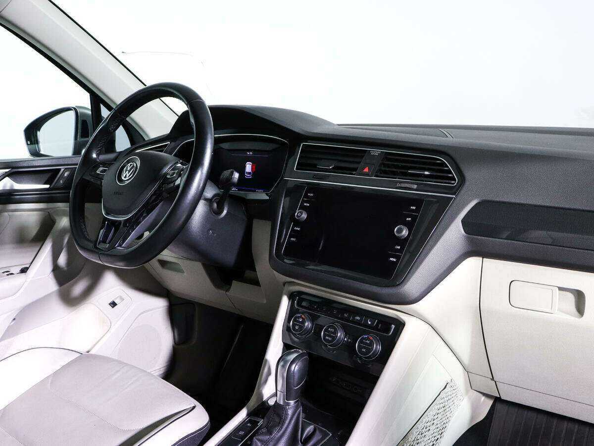 Volkswagen Tiguan с пробегом — 2018 год. Фото: #8