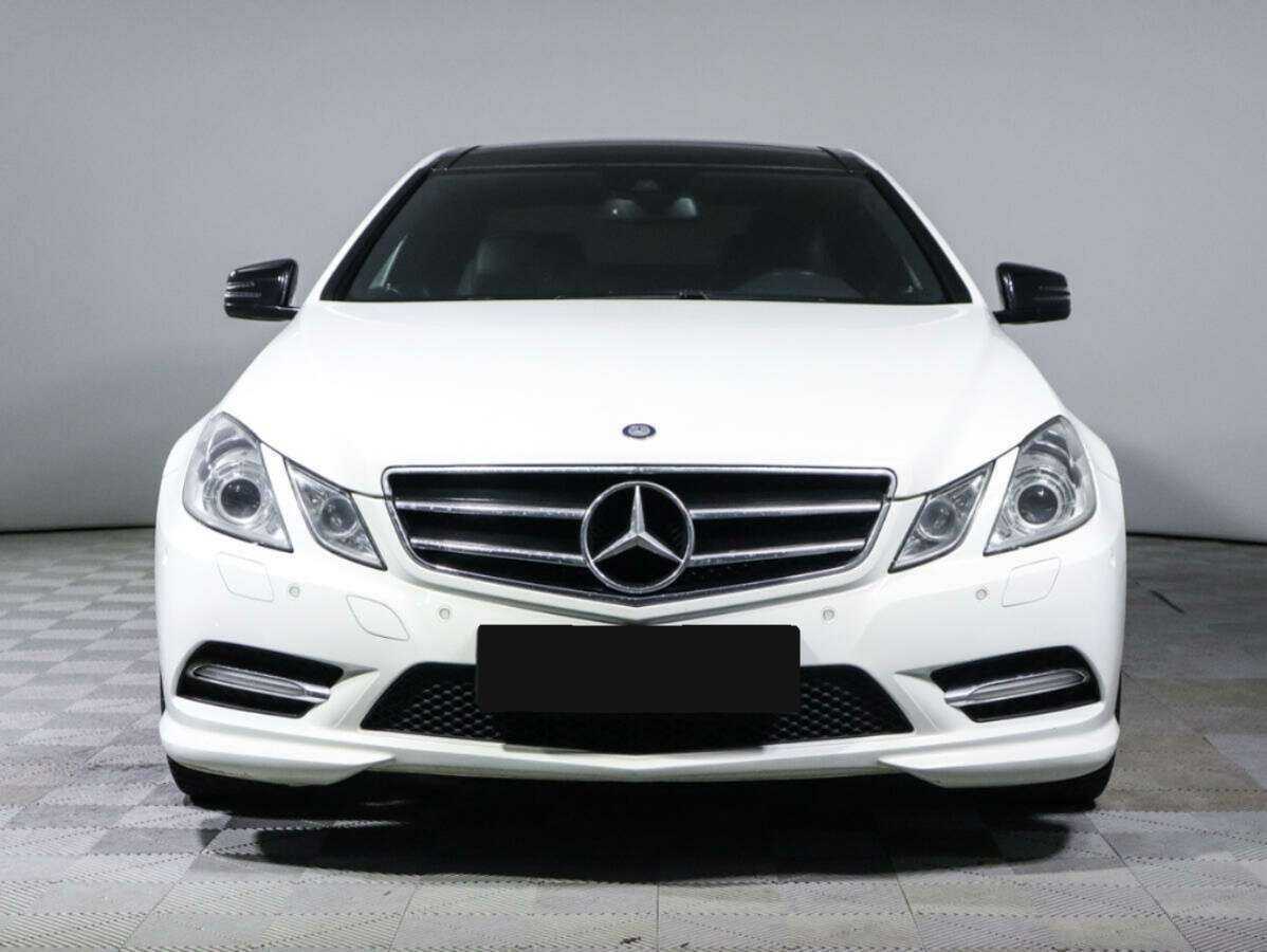 Mercedes-Benz E-Класс с пробегом — 2013 год. Фото: #1