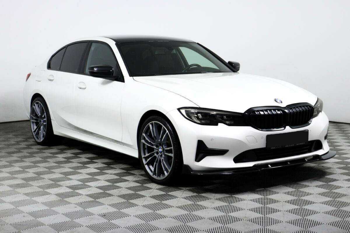 BMW 3 серии с пробегом — 2019 год. Фото: #2