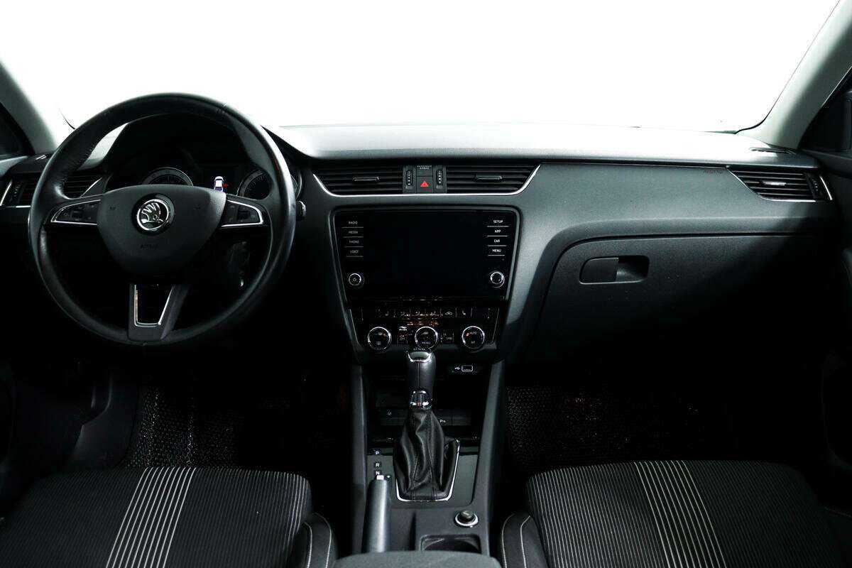 Skoda Octavia с пробегом — 2018 год. Фото: #10