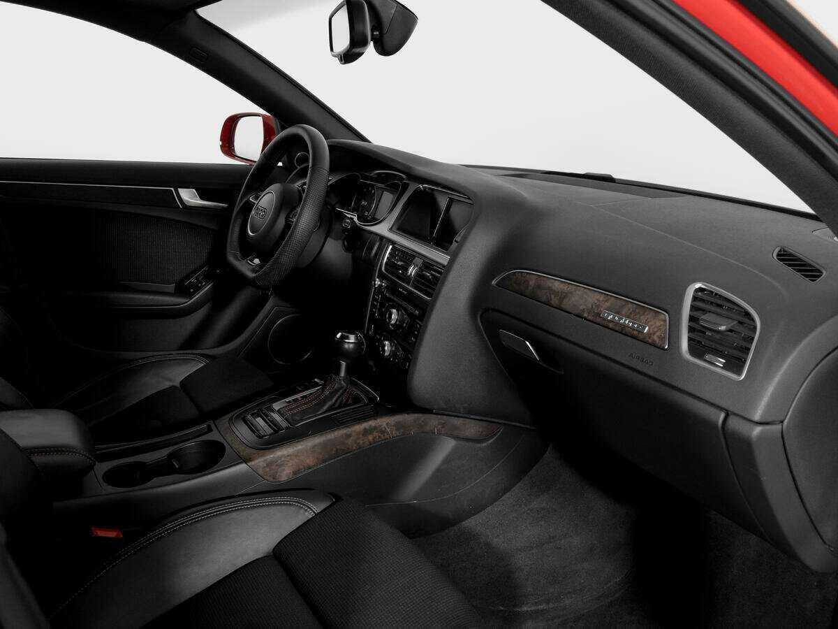 Audi A4 с пробегом — 2015 год. Фото: #7