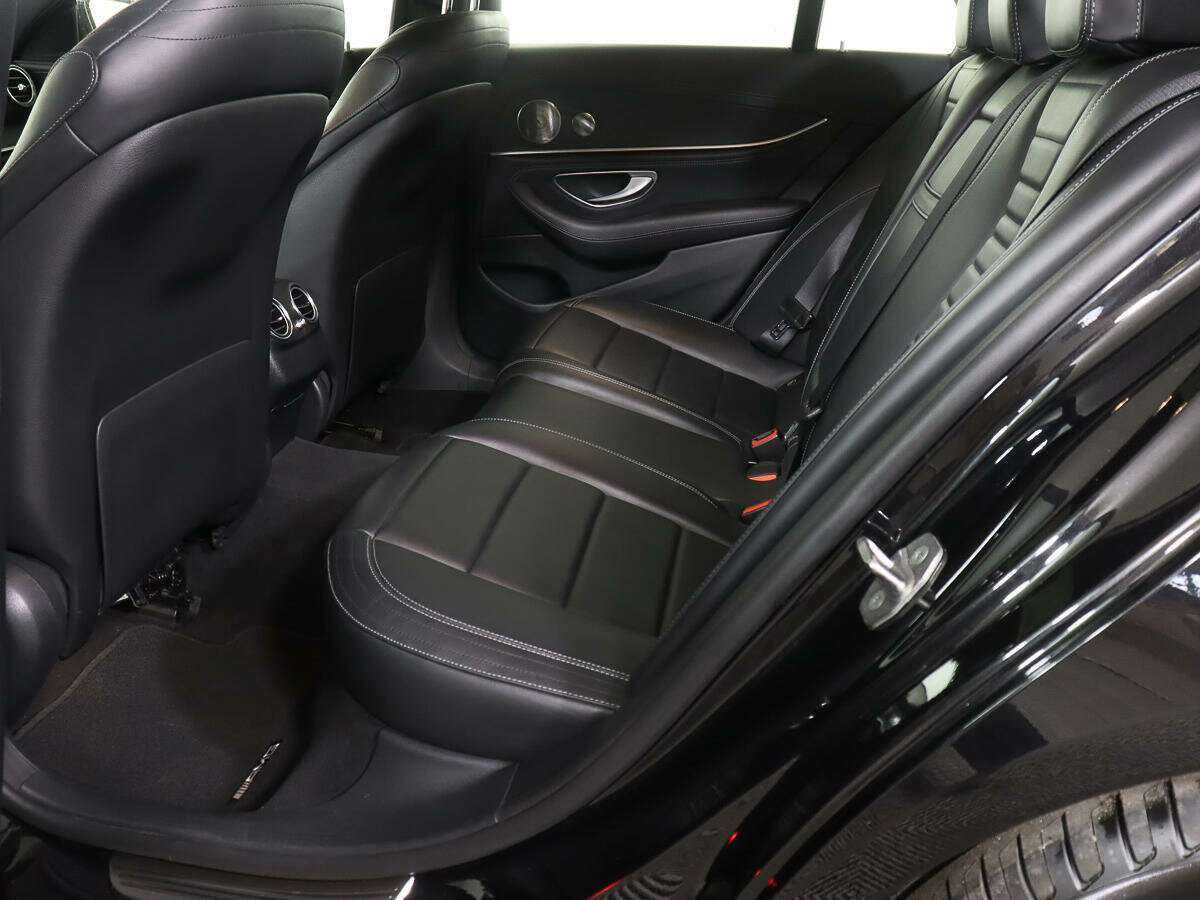 Mercedes-Benz E-Класс с пробегом — 2017 год. Фото: #9