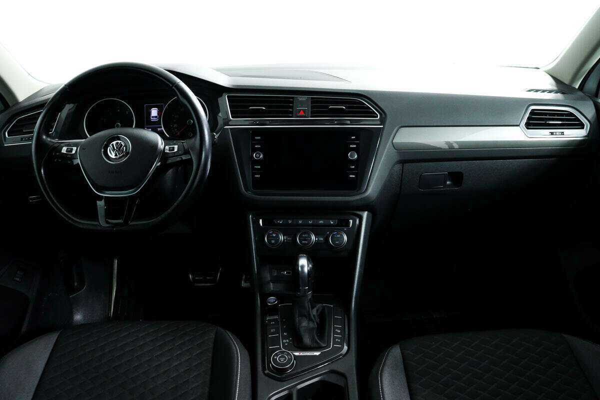 Volkswagen Tiguan с пробегом — 2018 год. Фото: #9