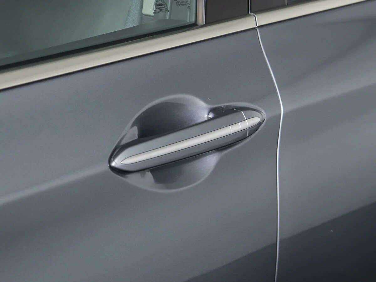 Hyundai Genesis с пробегом — 2014 год. Фото: #22