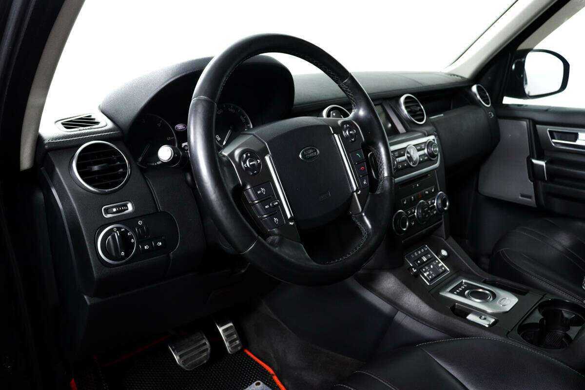 Land Rover Discovery с пробегом — 2014 год. Фото: #12