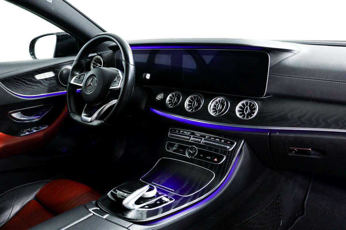 Mercedes-Benz E-Класс с пробегом — 2017 год. Фото: #8