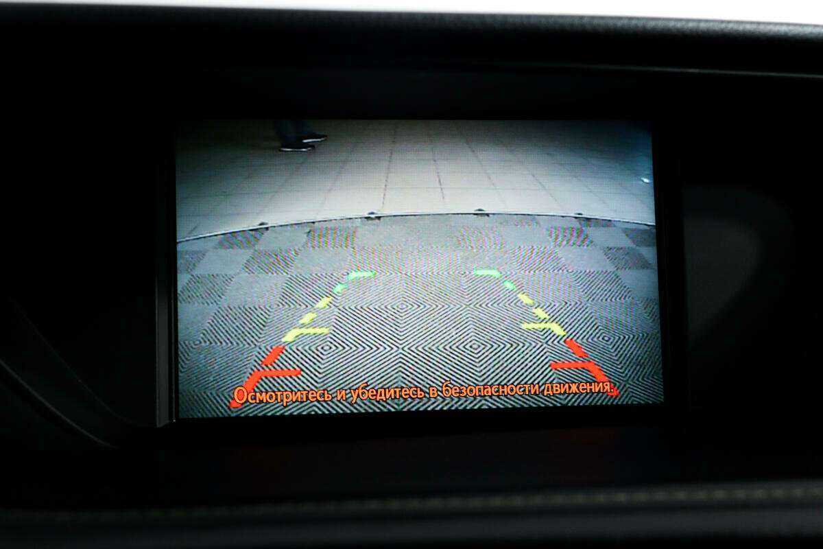 Lexus ES с пробегом — 2016 год. Фото: #13