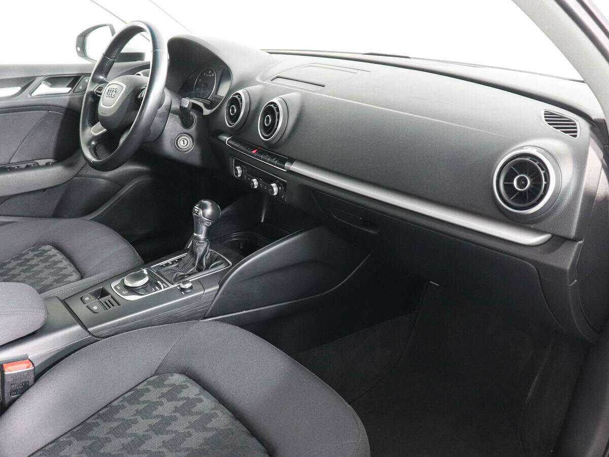 Audi A3 с пробегом — 2015 год. Фото: #9