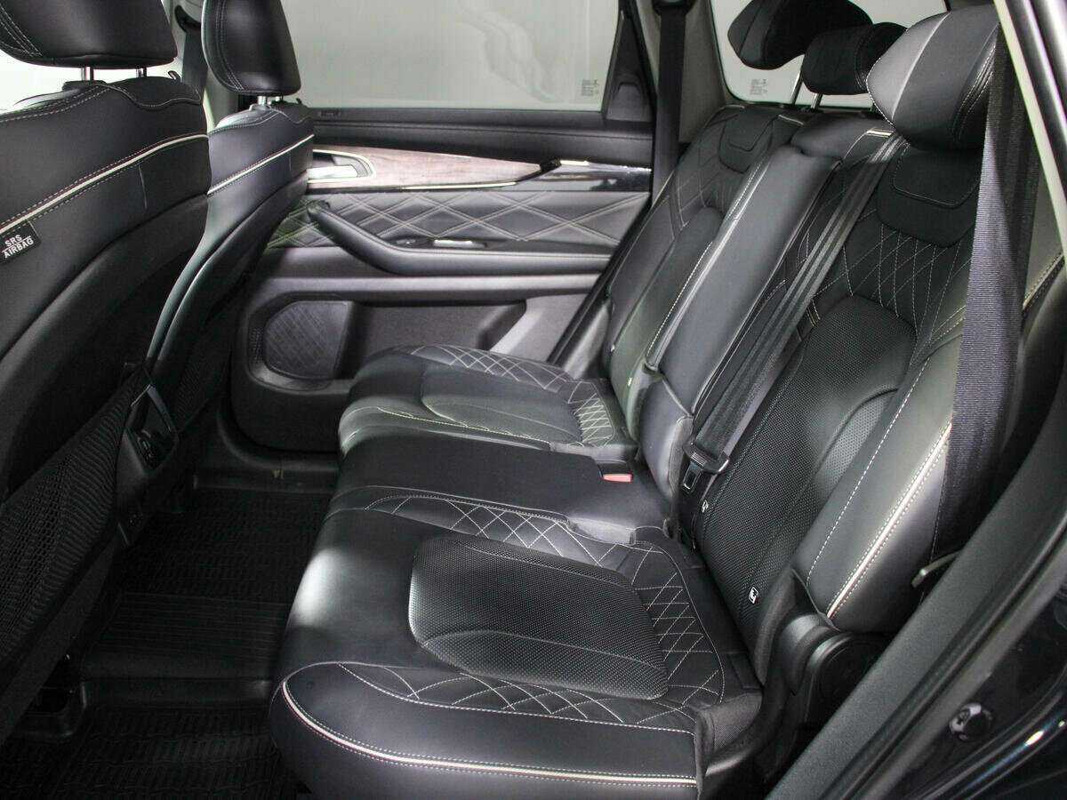 EXEED VX с пробегом — 2022 год. Фото: #9