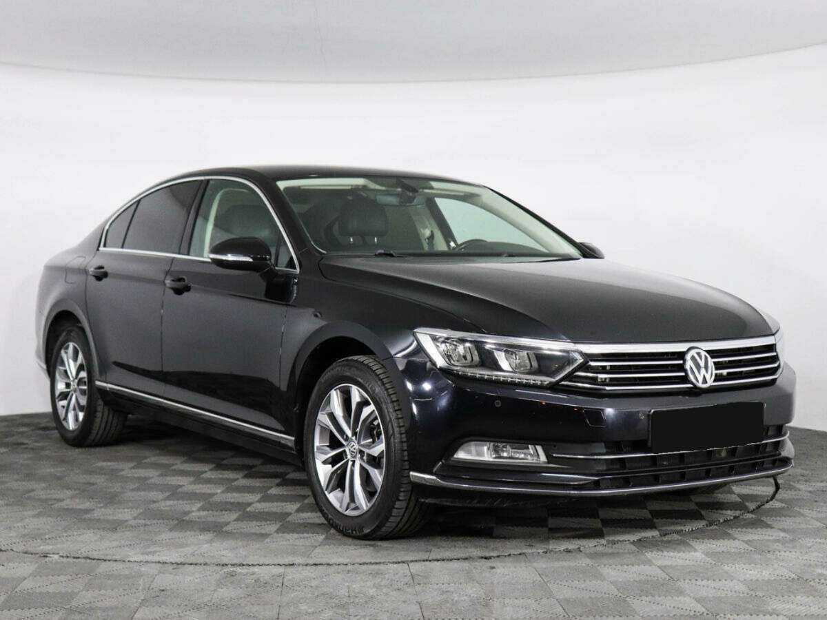 Volkswagen Passat с пробегом — 2016 год. Фото: #2
