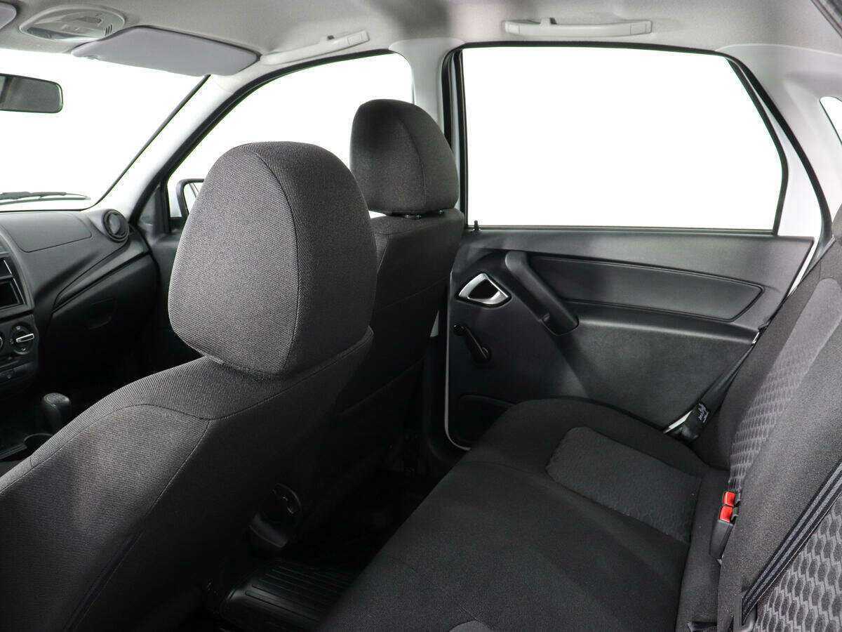 Lada (ВАЗ) Granta с пробегом — 2023 год. Фото: #6