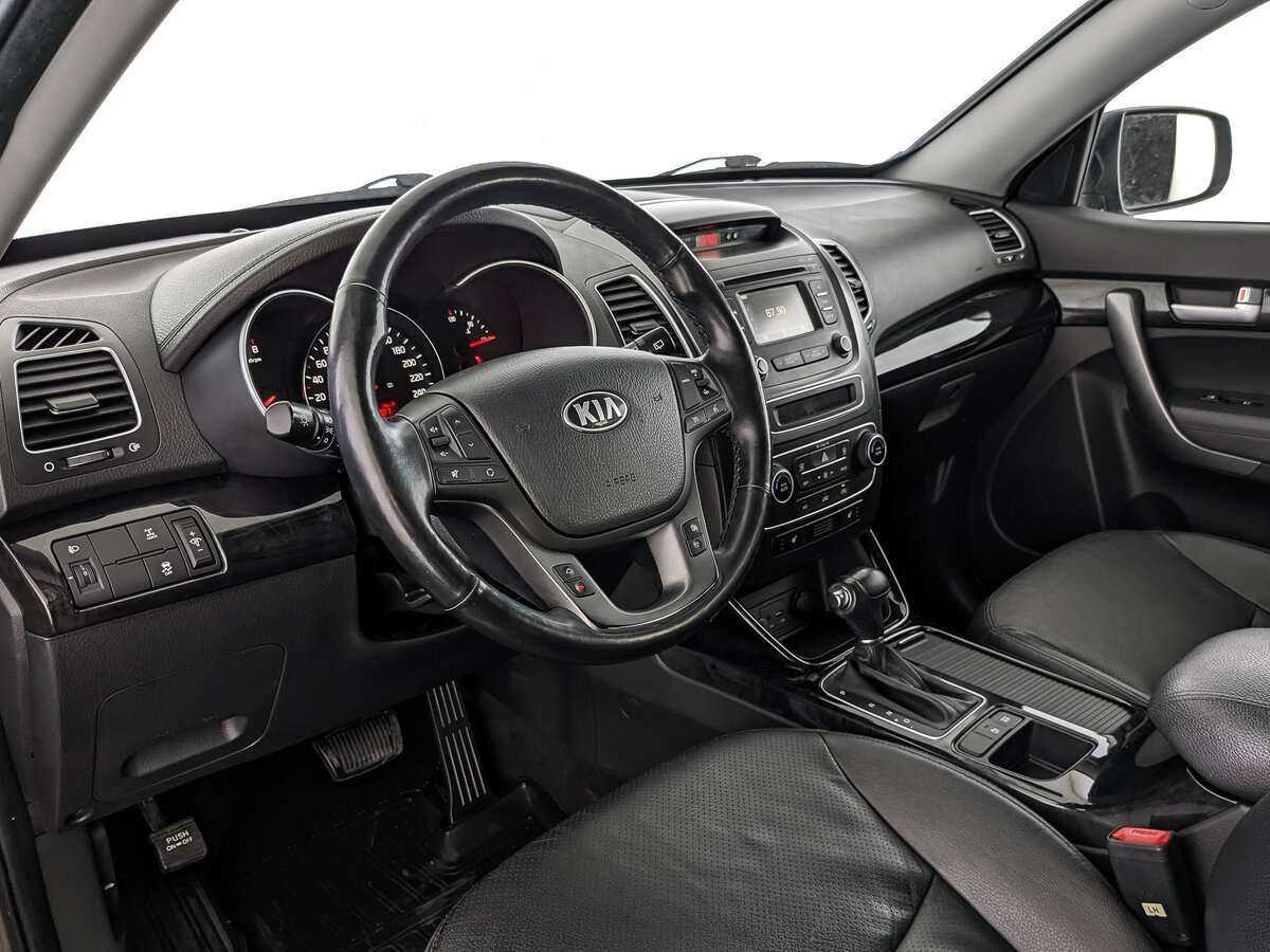 Kia Sorento с пробегом — 2017 год. Фото: #12