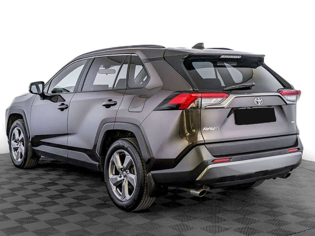 Toyota RAV4 с пробегом — 2020 год. Фото: #6
