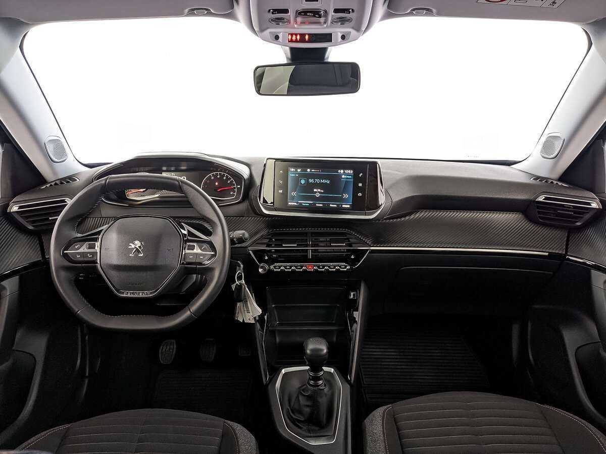 Peugeot 2008 с пробегом — 2021 год. Фото: #9