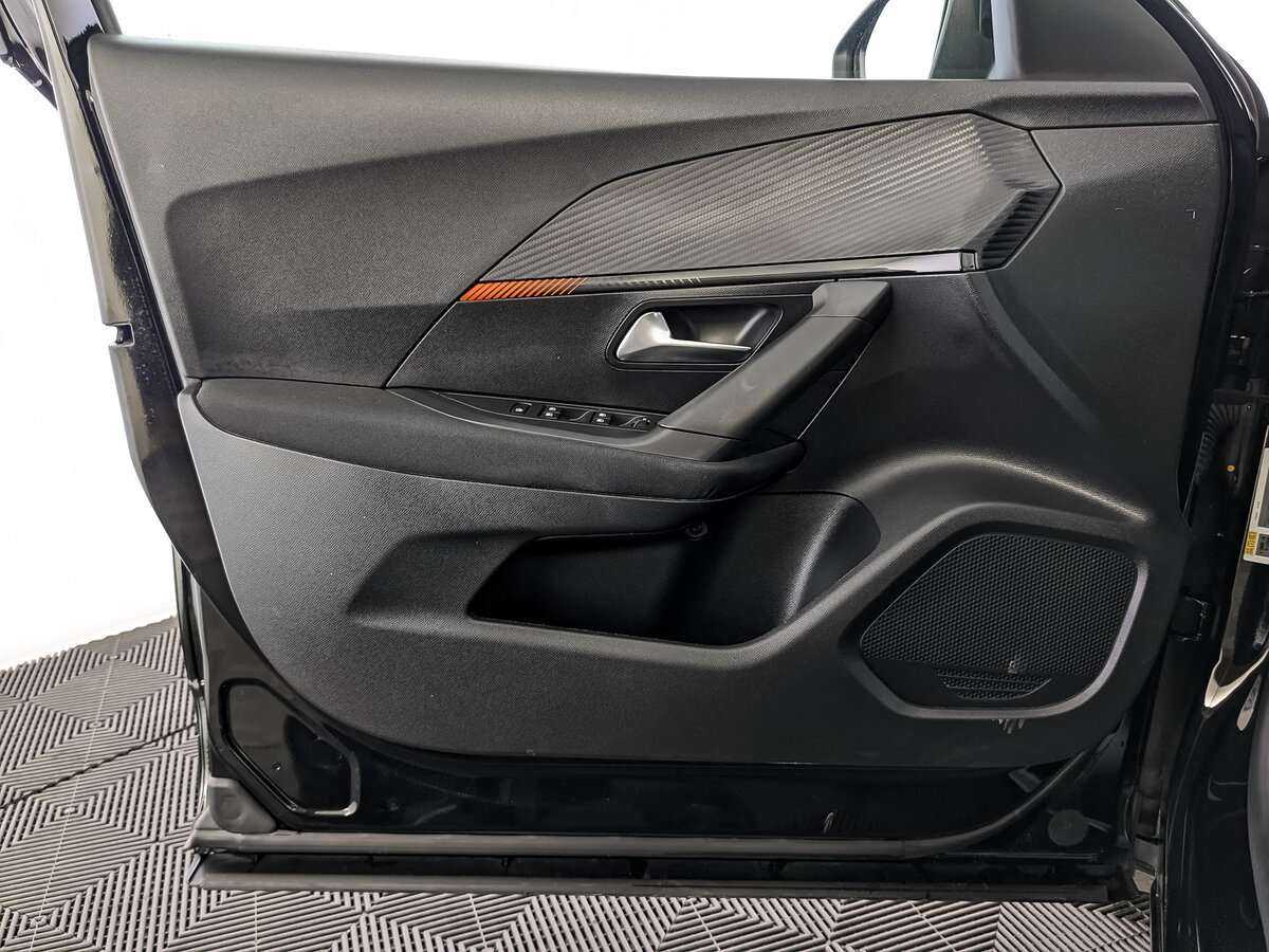 Peugeot 2008 с пробегом — 2021 год. Фото: #14