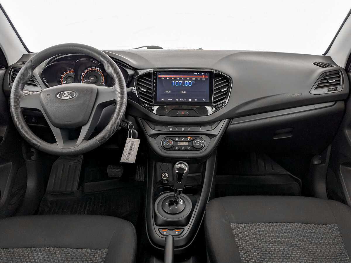 Lada (ВАЗ) Vesta с пробегом — 2018 год. Фото: #11