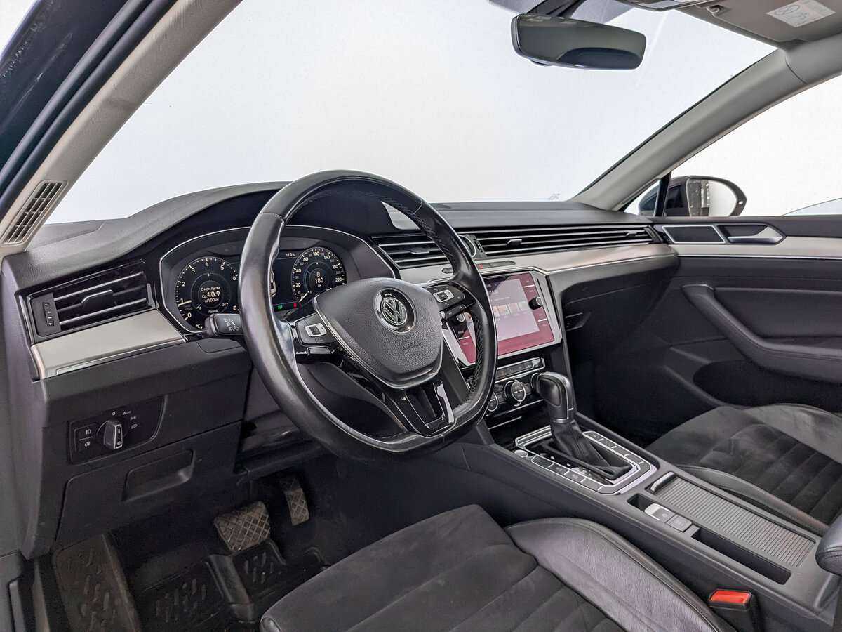 Volkswagen Passat с пробегом — 2017 год. Фото: #15