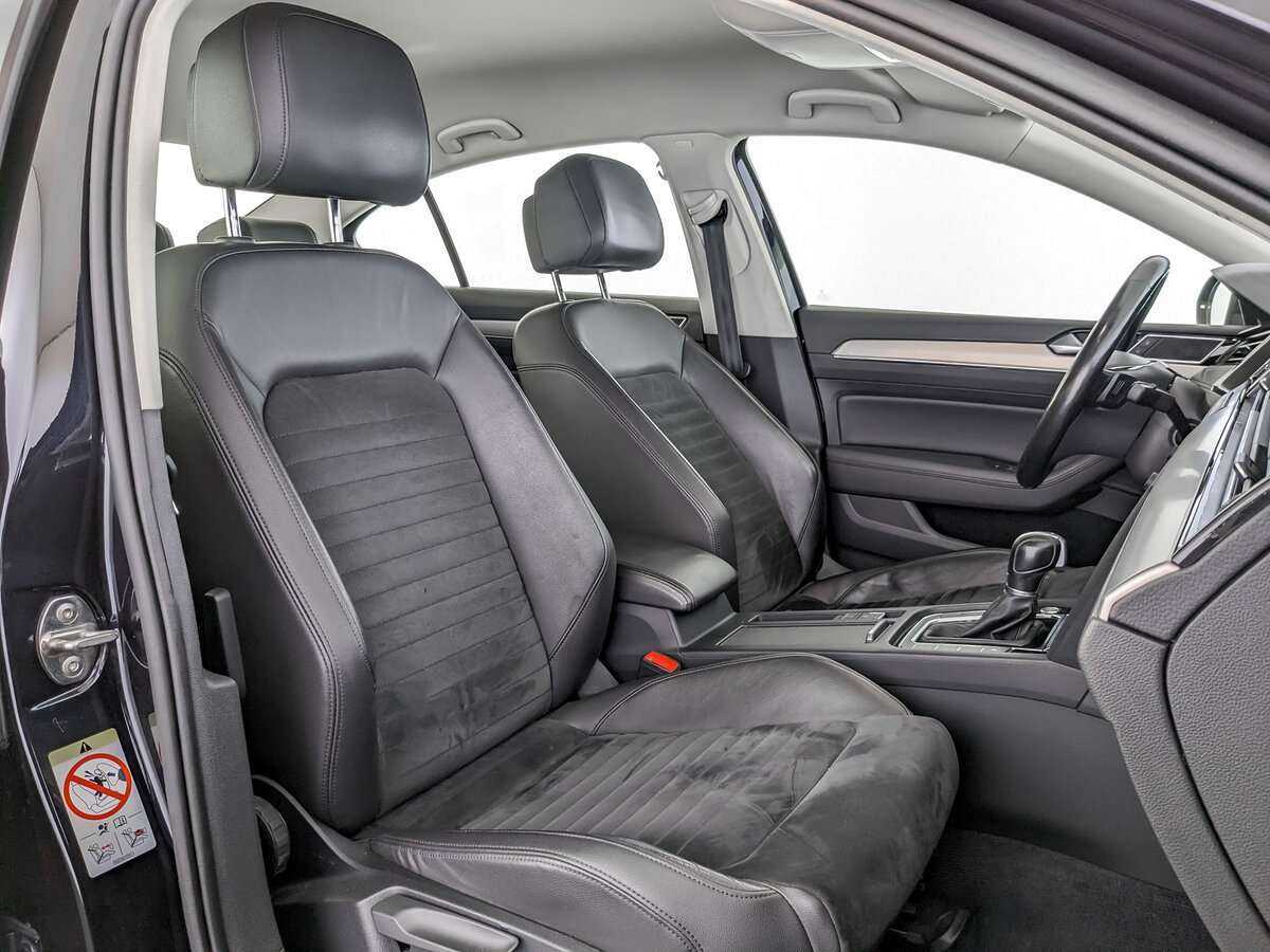 Volkswagen Passat с пробегом — 2017 год. Фото: #23